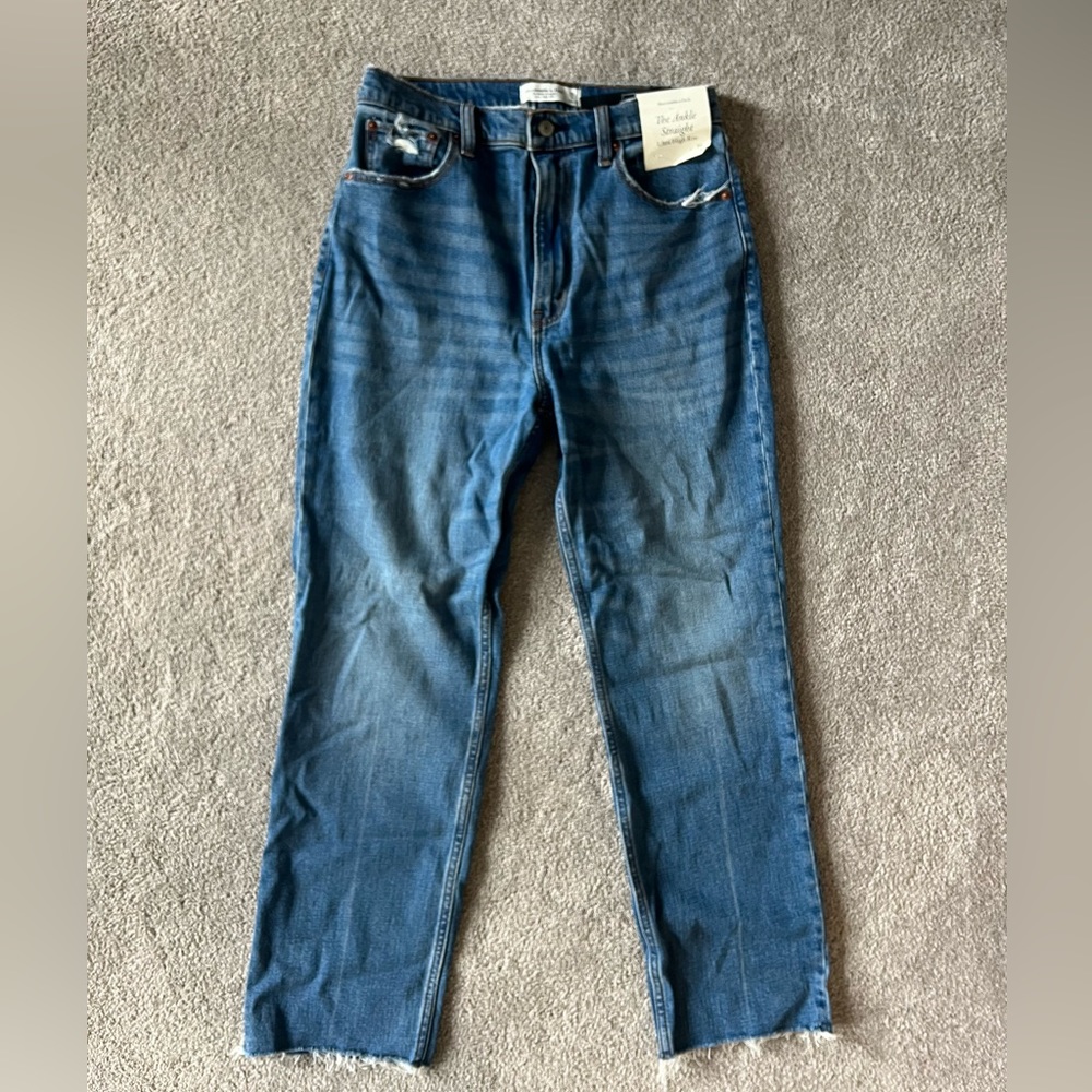 Abercrombie Ultra High Rise Ankle Straight Jeans